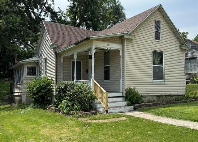 Property at 801 Grand Ave, Hannibal, MO 63401, 2 beds, 1 bath