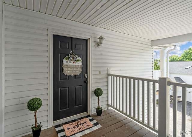 Property at 100 Towne Square Ct Unit K, Eureka, MO 63025, 2 beds, 2 baths