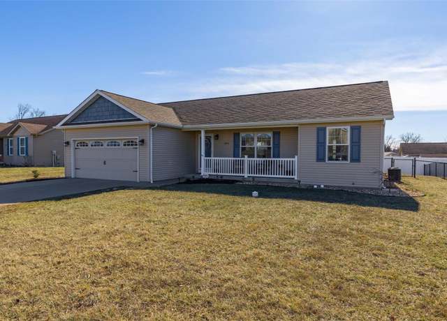 Property at 306 Boulder Ridge Dr, Farmington, MO 63640, 4 beds, 2 baths