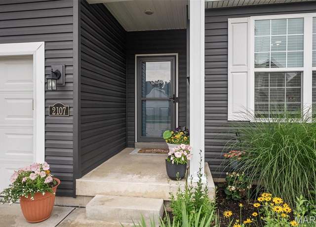 Property at 2107 Henley Woods Dr, Arnold, MO 63010, 4 beds, 3 baths