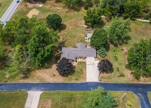 Property at 147 Dogwood Dr, Jackson, MO 63755, 3 beds, 3 baths