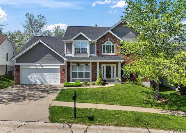Property at 2158 Avalon Ridge Cir, Fenton, MO 63026, 4 beds, 3.5 baths
