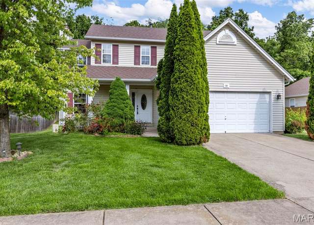 Property at 112 Stone Post Ln, Wentzville, MO 63385, 3 beds, 2.5 baths