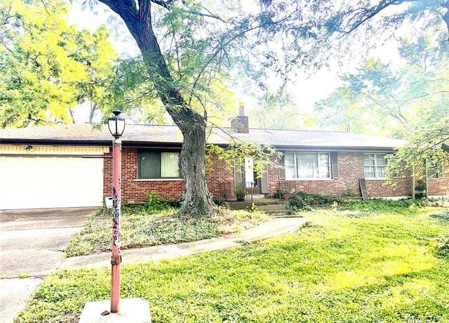 Property at 8361 Latty Ave, Hazelwood, MO 63042, 3 beds, 2 baths