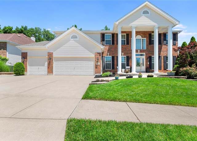 Property at 427 Scenic Dr, St Peters, MO 63376, 4 beds, 2.5 baths
