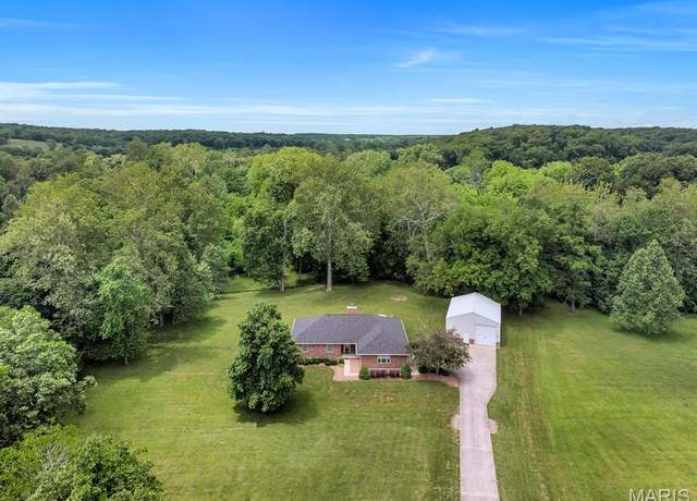Property at 61 Serenity Ln, Troy, MO 63379, 3 beds, 2 baths