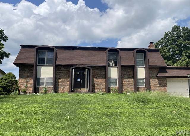 Property at 129 Toulon Ct, Fairview Heights, IL 62208