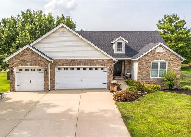 Property at 2549 Spyglass Ct, Edwardsville, IL 62025, 5 beds, 3 baths