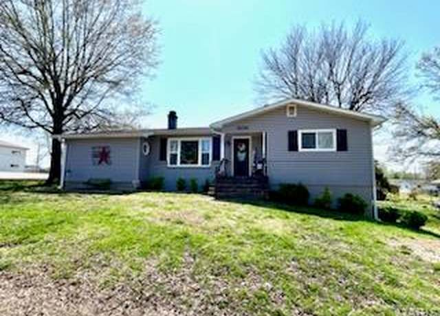 Property at 809 Boucher St, Dexter, MO 63841, 4 beds, 1.5 baths