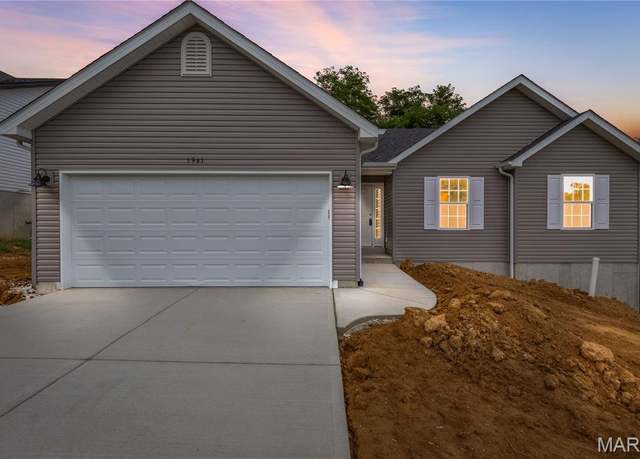 Property at 1941 Magnolia Way, Pevely, MO 63070, 3 beds, 2 baths