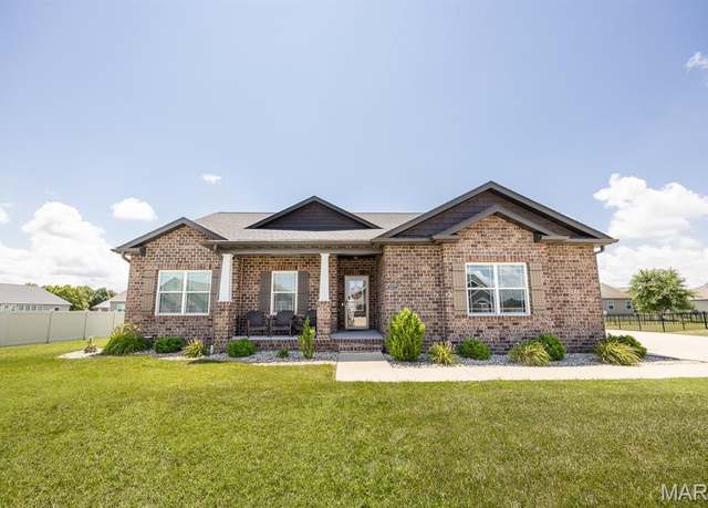 Property at 1177 Widgeon Dr, Mascoutah, IL 62258, 4 beds, 3 baths