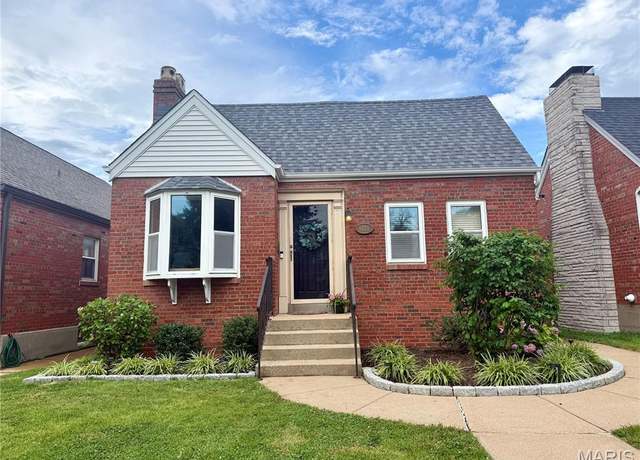 Property at 6035 Lansdowne Ave, St Louis, MO 63109, 2 beds, 2 baths