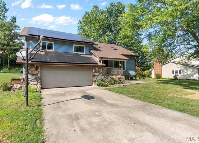 Property at 3914 Carolewood, Cape Girardeau, MO 63701, 4 beds, 3 baths