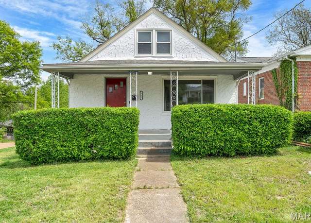 Property at 712 Cornell Ave, Webster Groves, MO 63119, 3 beds, 1 bath