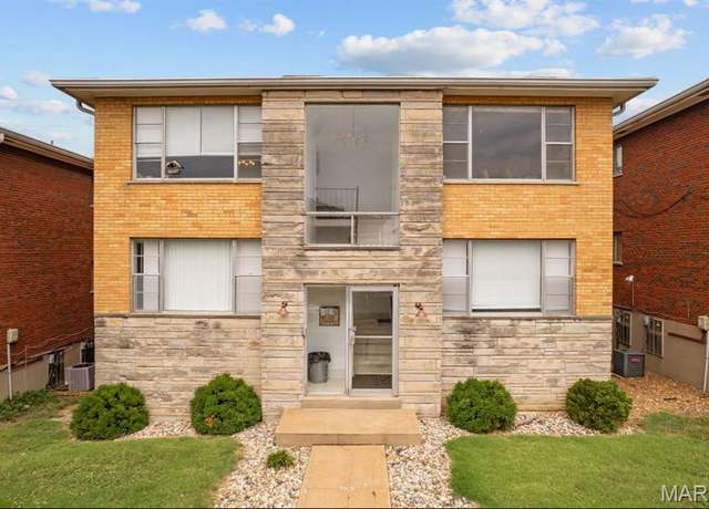 Property at 7327 Hampshire Dr, St Louis, MO 63109, 8 beds, 4 baths