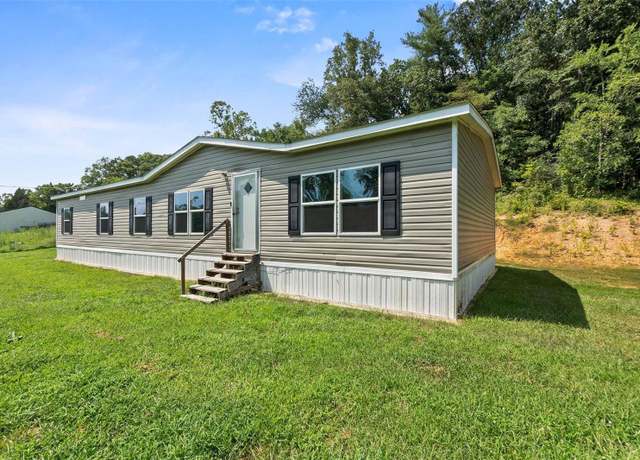 Property at 3946 County Road 532, Jackson, MO 63755, 4 beds, 2 baths