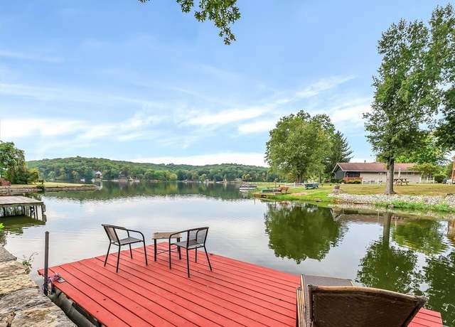 Property at 1248 N Shore Dr, Catawissa, MO 63015, 2 beds, 1.5 baths