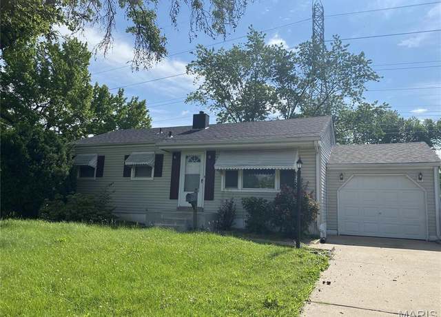Property at 680 Saint Edith Ln, Florissant, MO 63031, 3 beds, 2 baths