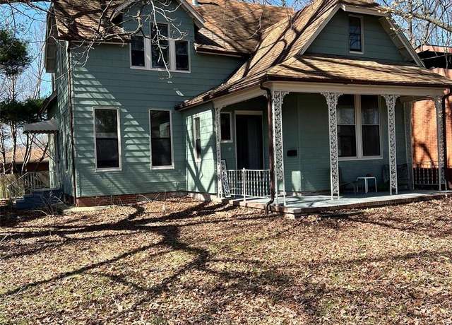 Property at 503 N Center St, Collinsville, IL 62234, 5 beds, 2 baths