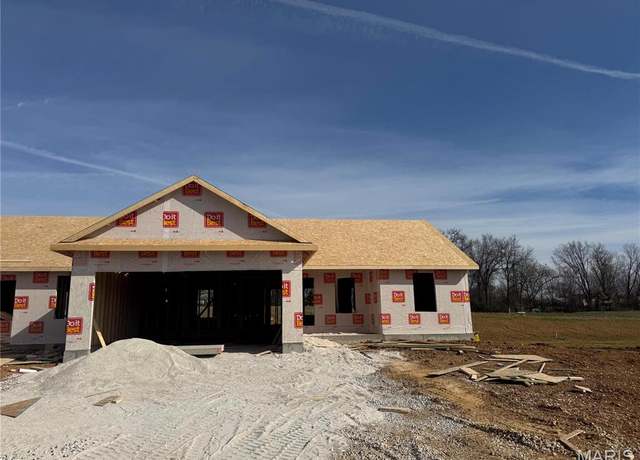 Property at 120 Grindstone Ct, Moscow Mills, MO 63362, 3 beds, 3 baths