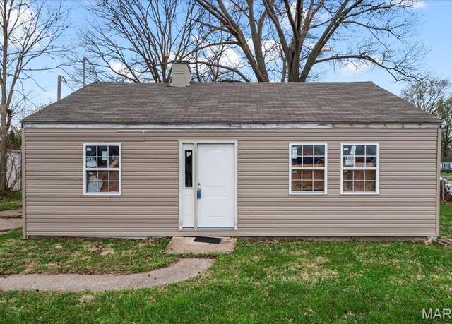 Property at 4014 N Belt, Belleville, IL 62226, 2 beds, 1 bath