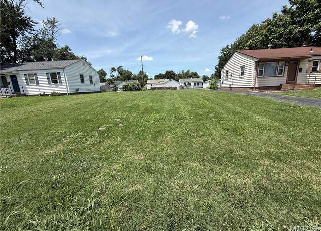 Property at 4325 Saint Regina Ln, St Ann, MO 63074