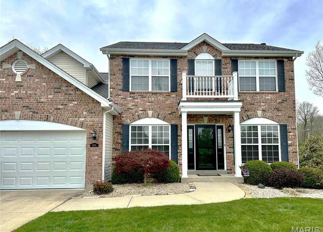 Property at 1509 Cedar Ridge Dr, O'fallon, IL 62269, 5 beds, 2.5 baths