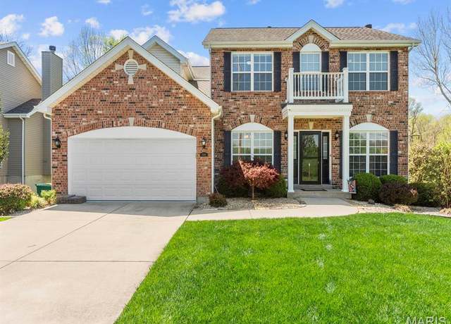 Property at 1509 Cedar Ridge Dr, O'fallon, IL 62269, 5 beds, 2.5 baths