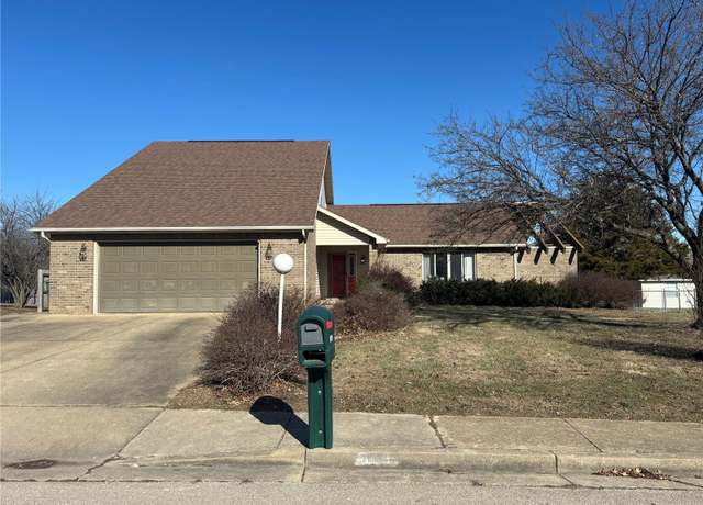 Property at 809 Cambridge Dr, Rolla, MO 65401, 4 beds, 2.5 baths