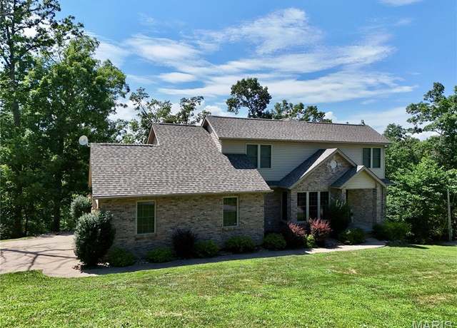 Property at 906 Lakeview Dr, Perryville, MO 63775, 4 beds, 3.5 baths