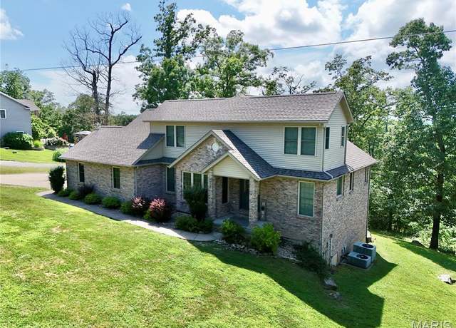 Property at 906 Lakeview Dr, Perryville, MO 63775, 4 beds, 3.5 baths