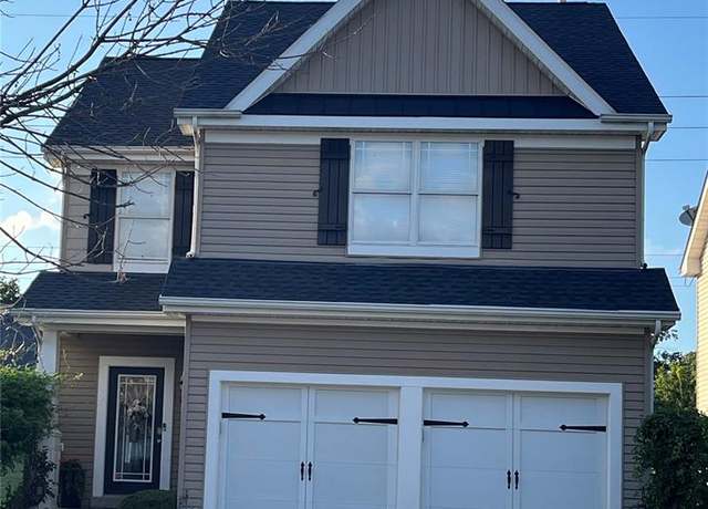 Property at 435 Parkgate Dr, Lake St Louis, MO 63367, 3 beds, 2.5 baths