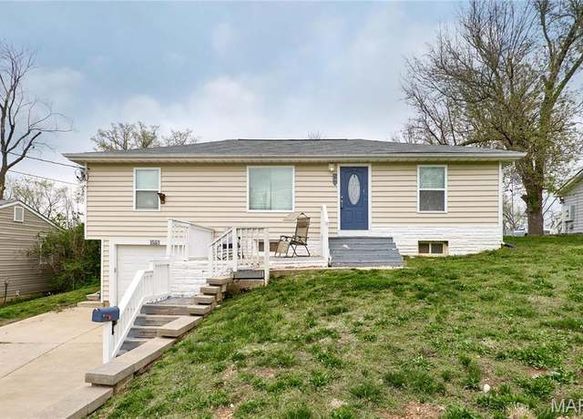 Property at 595 Cap Au Gris St, Troy, MO 63379, 3 beds, 2 baths