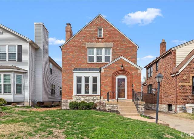 Property at 7331 Chamberlain Ave, St Louis, MO 63130, 3 beds, 1.5 baths