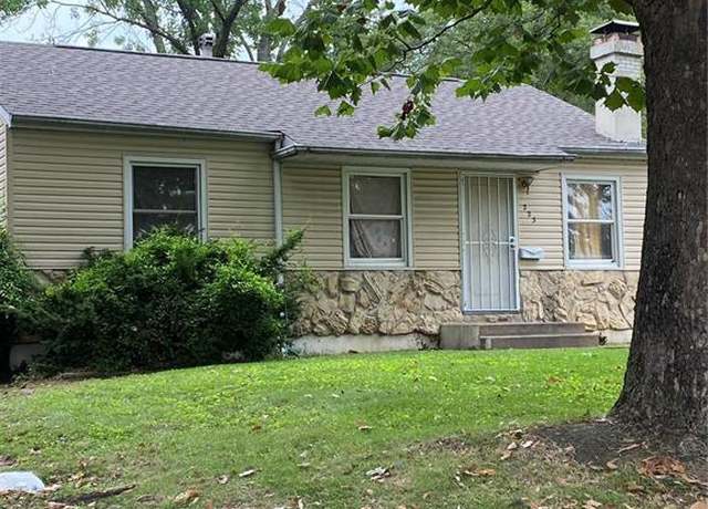 Property at 223 Presley Dr, St Louis, MO 63137, 3 beds, 1 bath