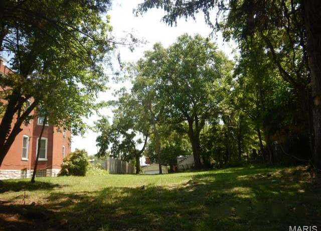 Property at 4338 Virginia Ave, St Louis, MO 63111