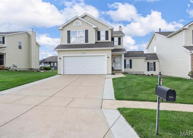 Property at 206 Colonial Xing, Wentzville, MO 63385, 3 beds, 2.5 baths