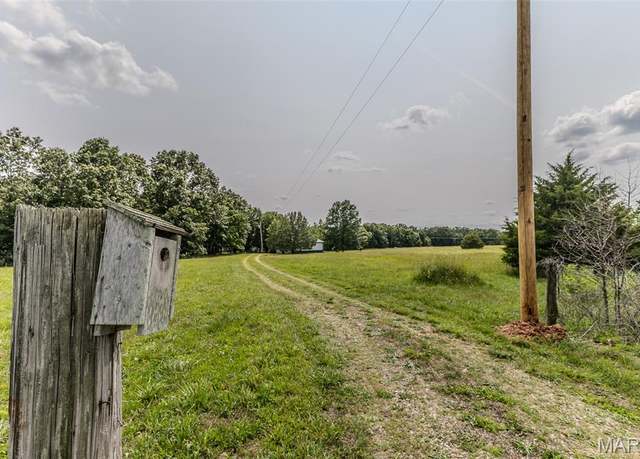 Property at 149 Birdhouse Ln, Roach, MO 65787, 2 beds, 1 bath