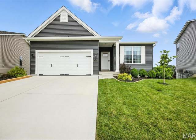 Property at 213 Dell View Dr, Arnold, MO 63010, 4 beds, 3 baths