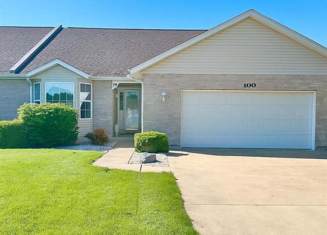 Property at 100 Eagle Ct, Waterloo, IL 62298, 3 beds, 3 baths
