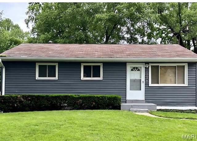 Property at 1157 June Ave, St Louis, MO 63138, 3 beds, 1 bath