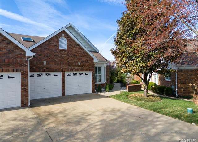 Property at 14628 Amberleigh Hill Ct, Chesterfield, MO 63017, 2 beds, 2.5 baths