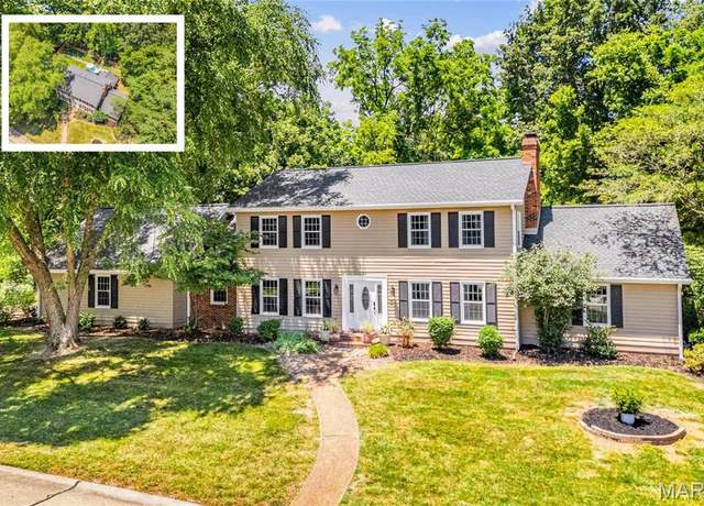 Property at 112 Lake Lorraine Dr, Swansea, IL 62226, 5 beds, 3.5 baths
