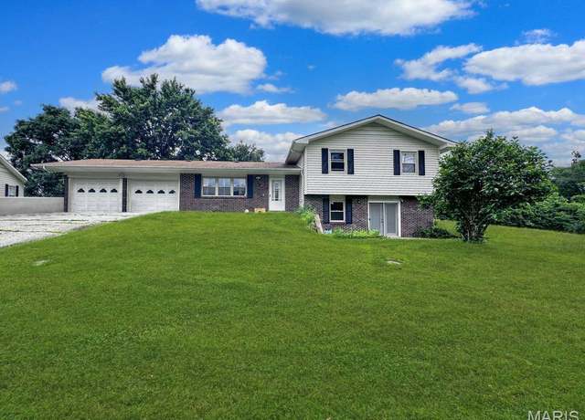 Property at 1909 Long Dr, Waynesville, MO 65583, 4 beds, 2.5 baths