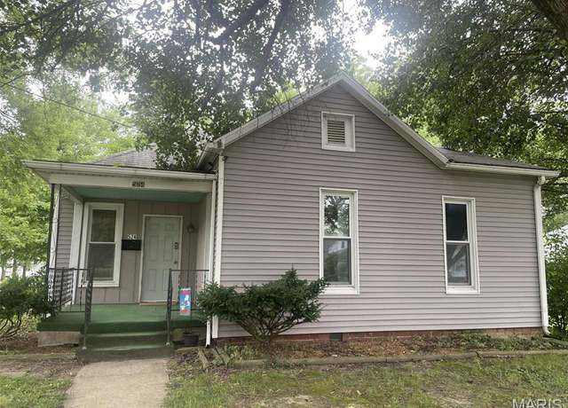Property at 524 E Winter, Greenville, IL 62246, 3 beds, 1 bath