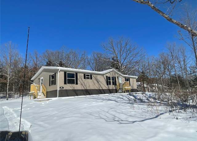 Property at 61 Wildwood Ter, Sullivan, MO 63080, 3 beds, 2 baths