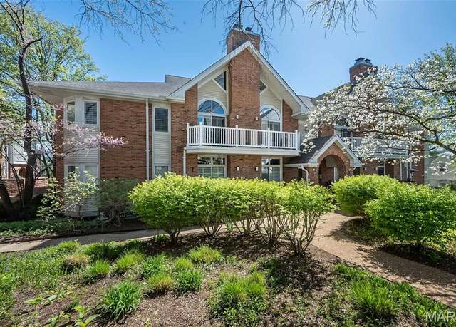 Property at 12 Country Club Ter, Glendale, MO 63122, 2 beds, 2 baths
