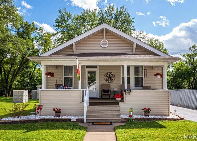 Property at 106 E Ofallon Dr, Caseyville, IL 62232, 3 beds, 1 bath