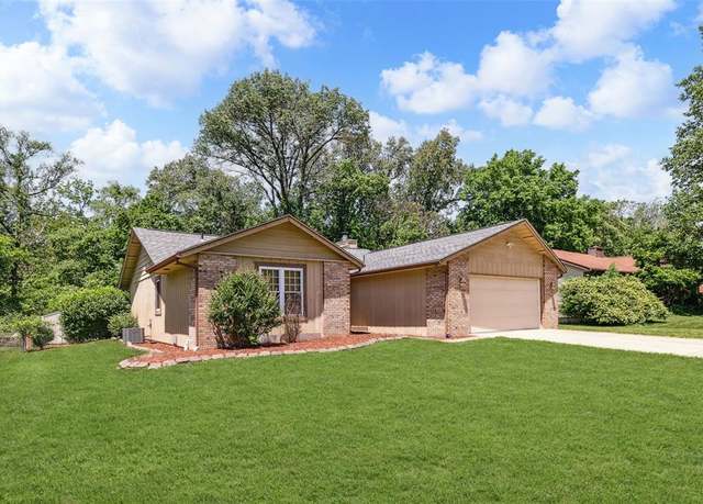 Property at 53 Innsbruck Ln, Belleville, IL 62221, 3 beds, 2 baths
