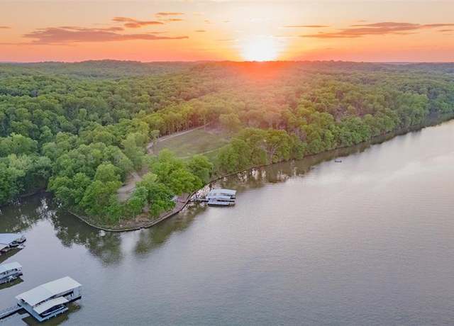 Property at 439 Beacon Pt, Sunrise Beach, MO 65079, 3 beds, 4 baths